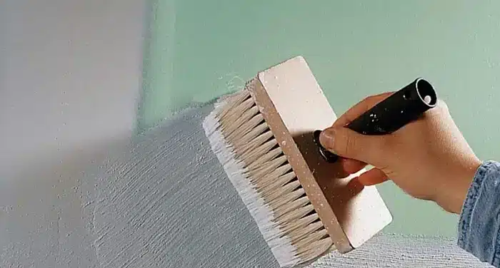 Чи потрібно грунтувати стіни з гіпсокартону перед нанесенням ...