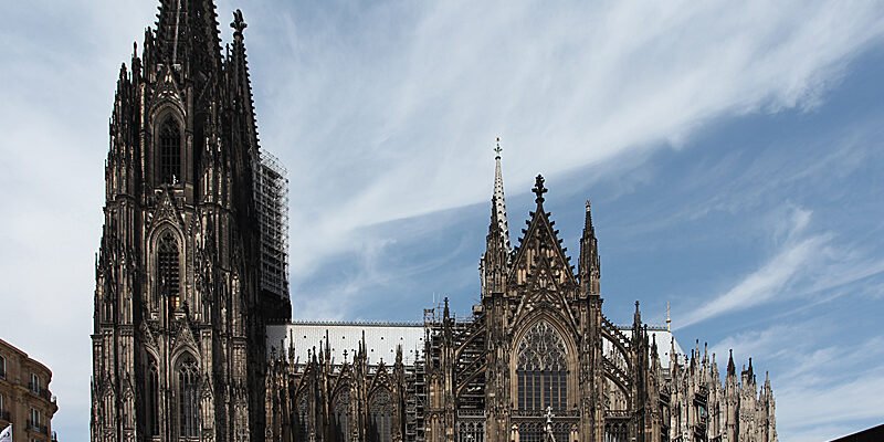 Кельнський собор: відкрийте цікаві факти та легенди храму