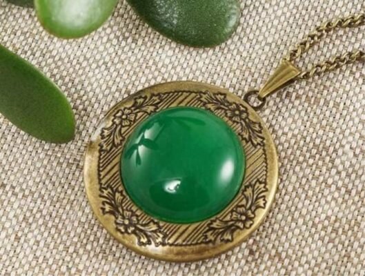 Кварц: властивості, види та застосування цього унікального мінералу