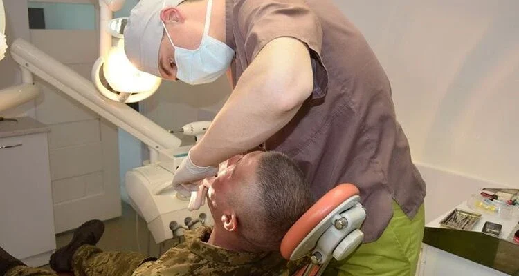 Предмети для вступу на стоматолога у 2024 році: повний перелік для ЗНО