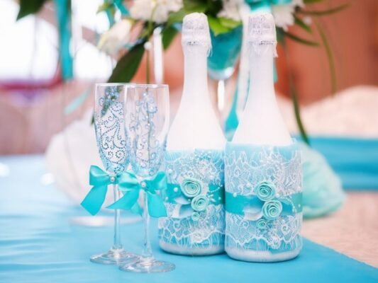 Річниця весілля 18 років: ідеї для святкування бірюзового ювілею