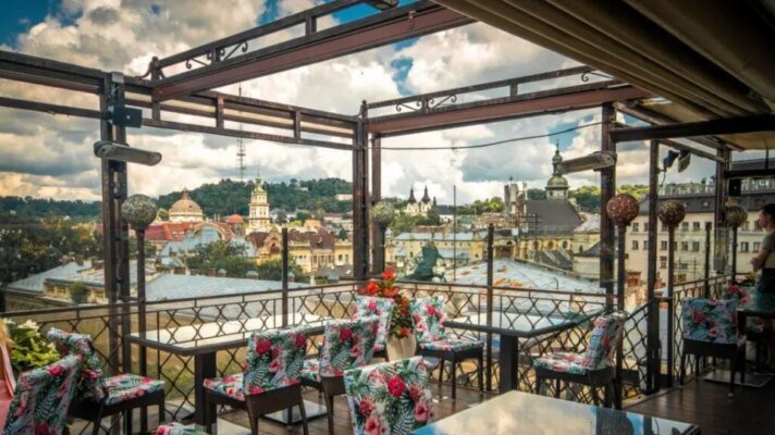 Романтичні місця Львова: ідеї для незабутнього відпочинку вдвох