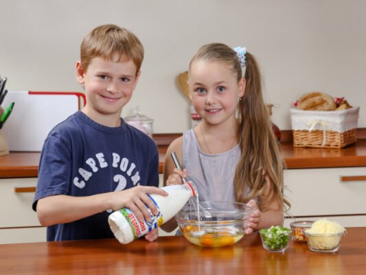 Що може приготувати 10-річна дитина: легкі та смачні рецепти для юних кулінарів