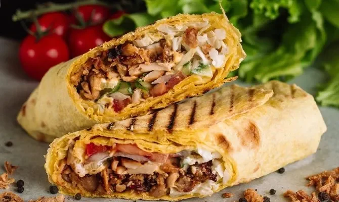 Що потрібно для приготування смачної шаурми: інгредієнти та поради
