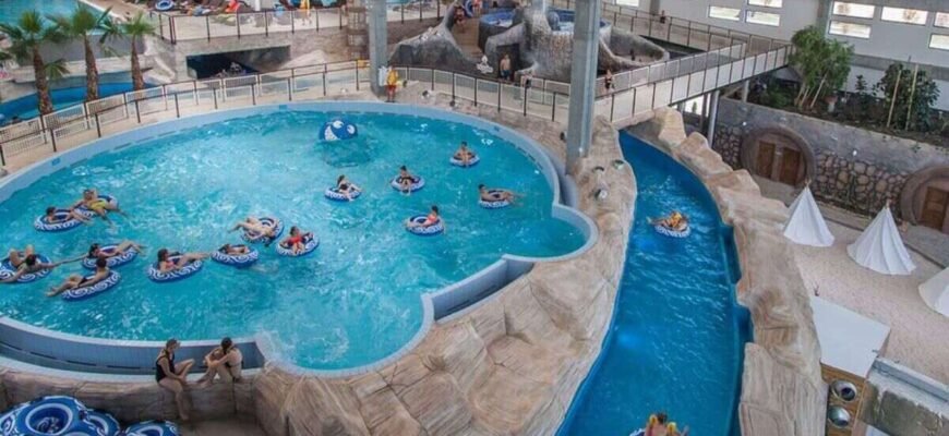 Що взяти в аквапарк: список необхідних речей для комфортного відпочинку