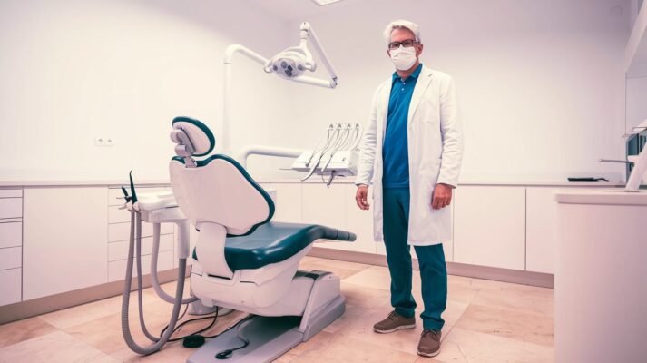 Скільки часу потрібно навчатися на стоматолога: ключові етапи освіти Скільки часу потрібно навчатися на стоматолога: ключові етапи освіти