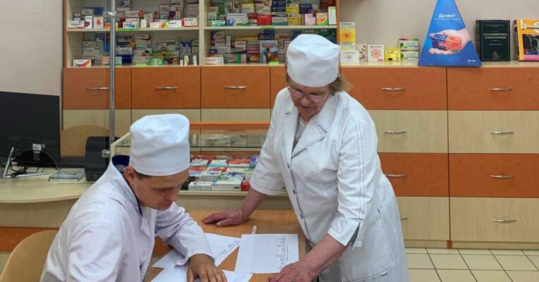 Скільки років вчитися на фармацевта після закінчення 11 класу?