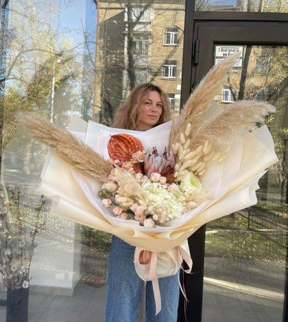 Доставка квітів Київ | Marta Flowers