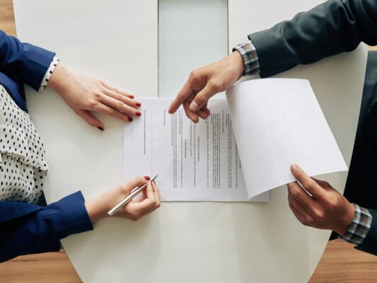 Термін дії нотаріально завірених документів: важливі аспекти та поради