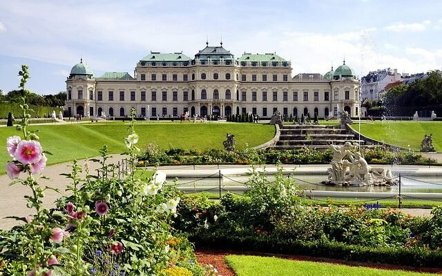 Топ-10 цікавих місць у Відні: Відвідати обов’язково!