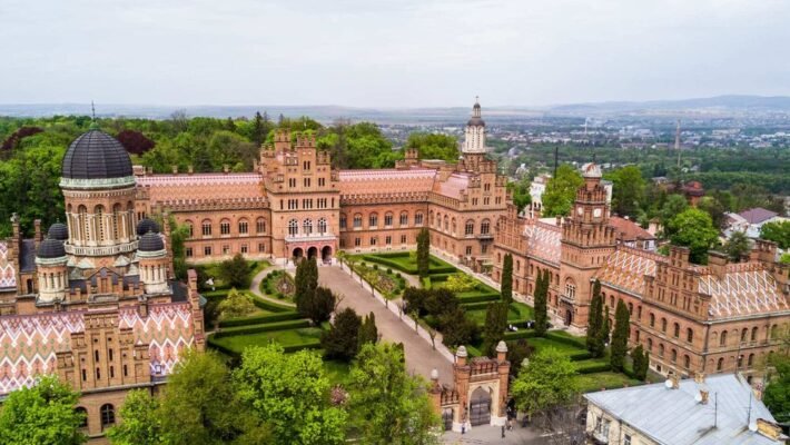 Цікаві факти про Чернівці: історія, архітектура та культура міста