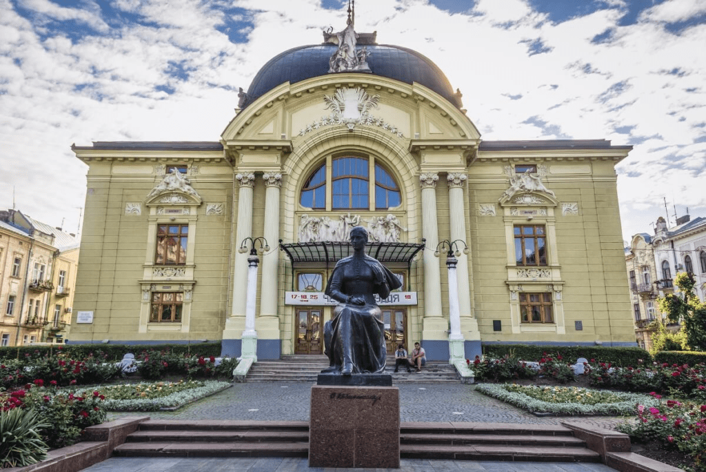 Скільки в Чернівцях та де розміщені архітектурні пам'ятки | Новини