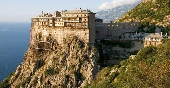 Цікаві факти про гору Афон: історія, легенди та сучасність