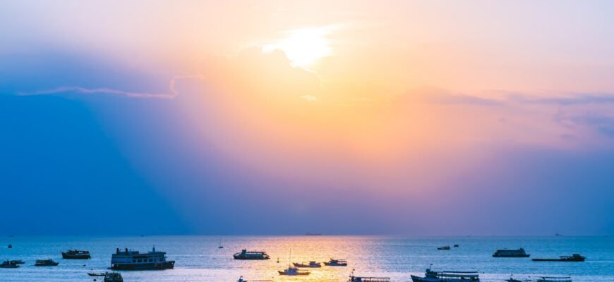 Цікаві факти про Індійський океан: що приховує третій за розміром океан