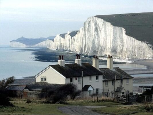 Цікаві факти про Ісландію: неймовірні відкриття та таємниці країни