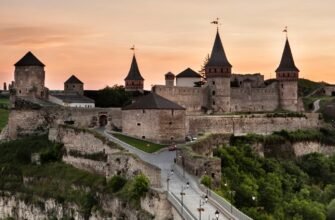 Цікаві факти про Кам’янець-Подільський замок: історія та легенди