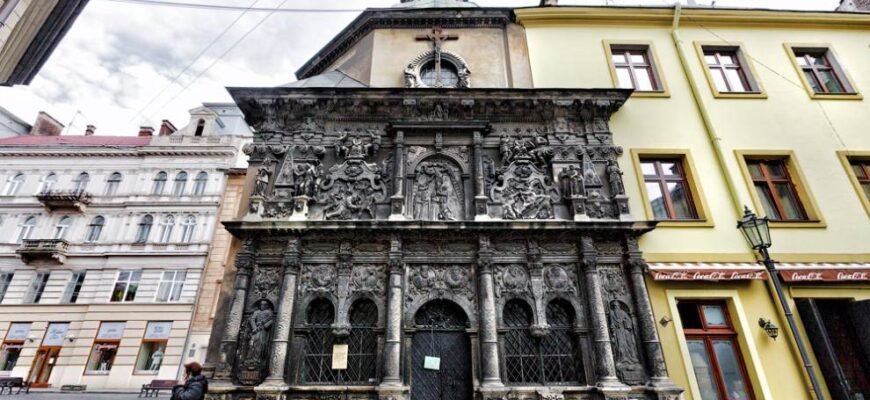 Цікаві факти про каплицю Боїмів: історія та таємниці пам’ятки Цікаві факти про каплицю Боїмів: історія та таємниці пам’ятки