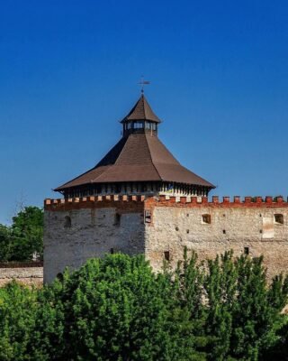 Цікаві факти про Меджибізький замок: історія, легенди та архітектура