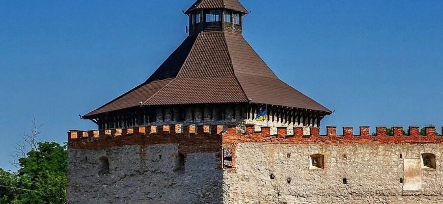 Цікаві факти про Меджибізький замок: історія, легенди та архітектура