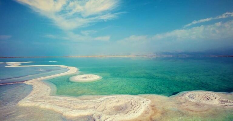 Цікаві факти про Мертве море: природні дива та рекорди водойми