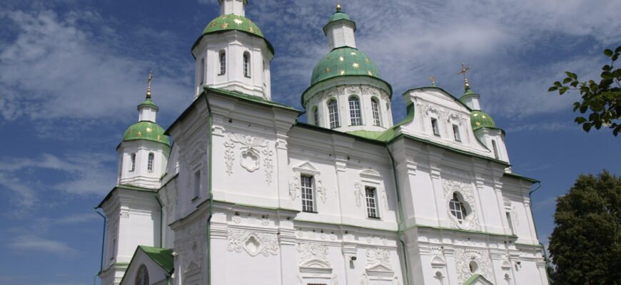 Цікаві факти про Мгарський монастир: історія, архітектура, легенди Цікаві факти про Мгарський монастир: історія, архітектура, легенди