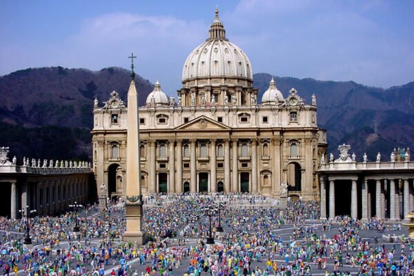 Цікаві факти про Собор Святого Петра: історія, архітектура, мистецтво