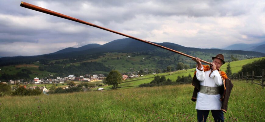 Цікаві факти про трембіту: історія, звуки та унікальність інструменту