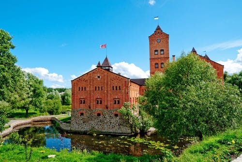 Цікаві факти про Замок Радомисль: історія, архітектура, легенди Цікаві факти про Замок Радомисль: історія, архітектура, легенди