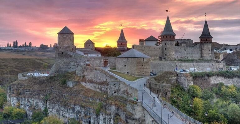 Цікаві факти про заповідник Кам’янець: історія та загадки України