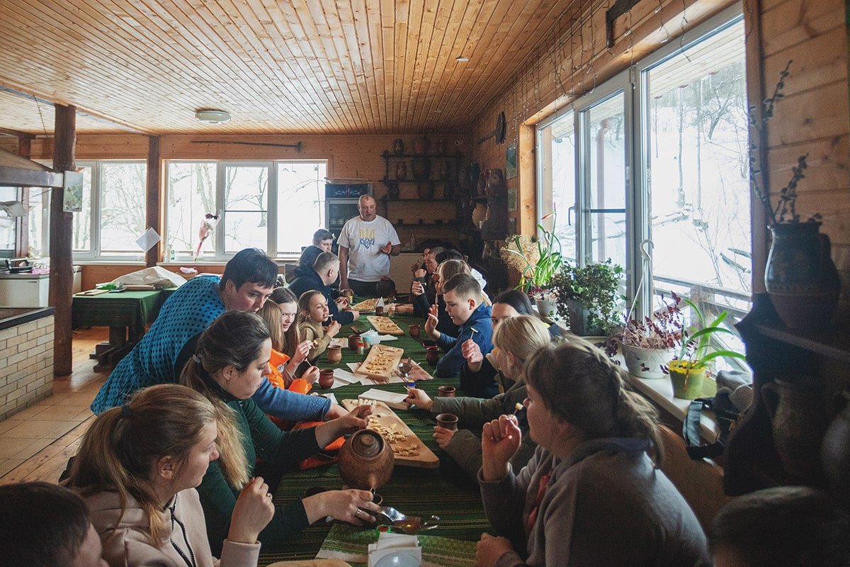 Понад 100 ідей смішних історій, щоб розсмішити ваші твори - вражаюче