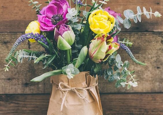 Цікаві квіткові композиції: Ідеї для оформлення та натхнення Цікаві квіткові композиції: Ідеї для оформлення та натхнення