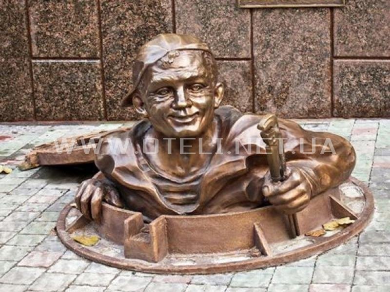 Туристичні пам'ятки Тернополя (Екскурсія по місту) - Готелі України