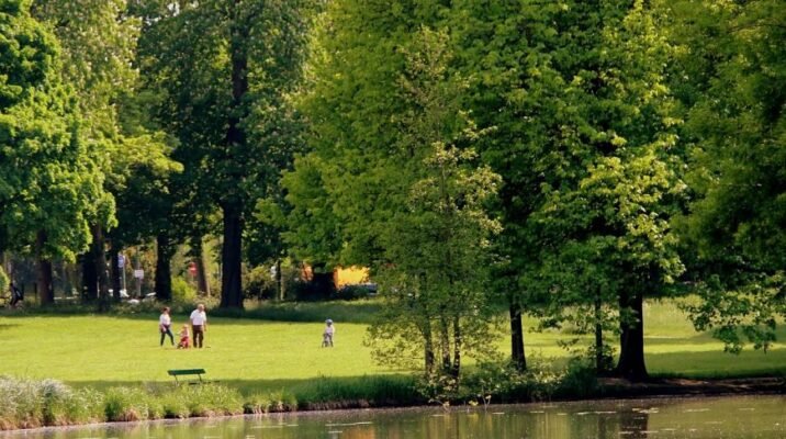 Цікаві місця в Парижі: Відкрийте для себе найкращі локації столиці!