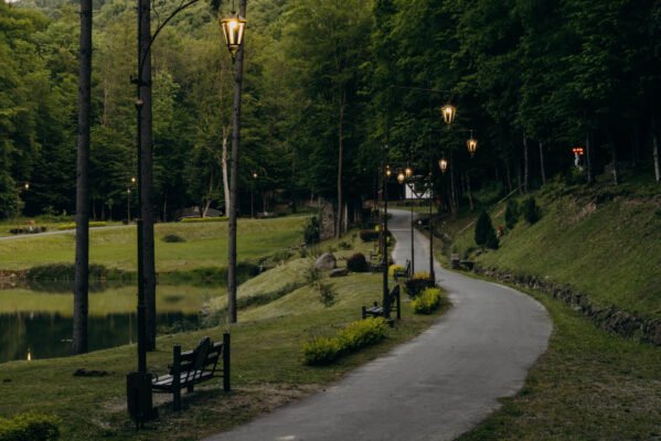 Цікаві місця Закарпаття для дітей: куди вирушити на сімейний відпочинок