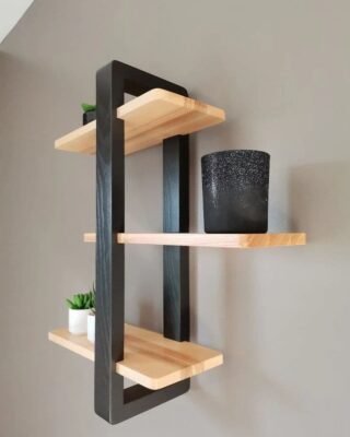 Цікаві полички на стіну своїми руками: стильні ідеї та поради виготовлення