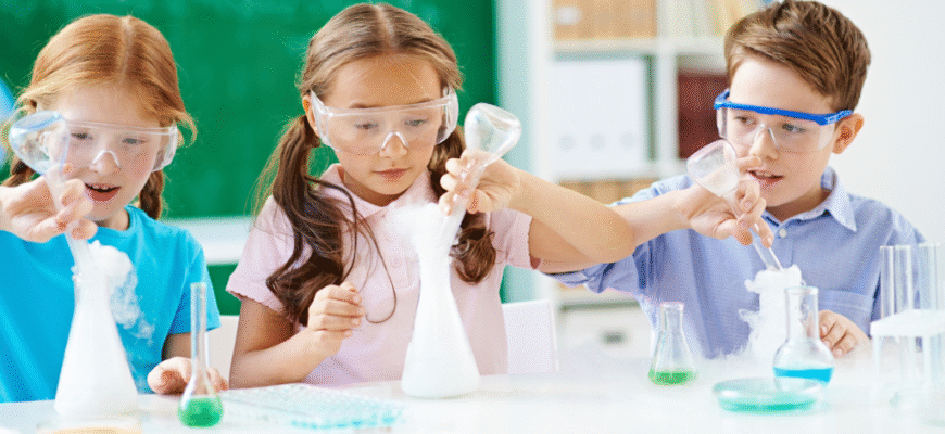 Цікаві та безпечні хімічні досліди для дітей: практичний гайд для батьків