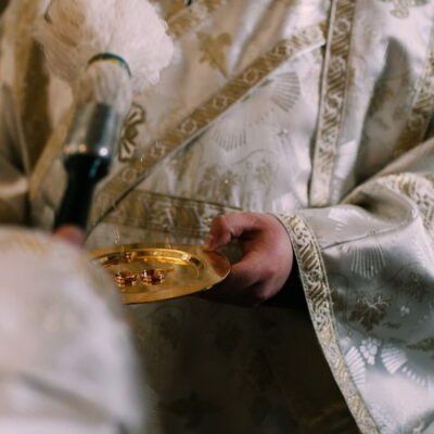 Вінчання в церкві: що потрібно знати перед важливою подією