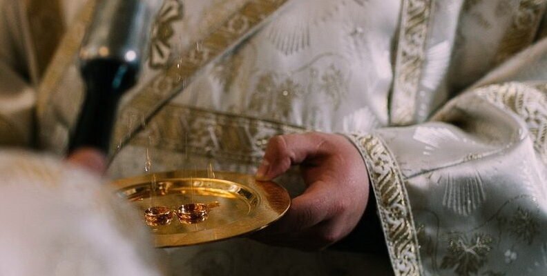 Вінчання в церкві: що потрібно знати перед важливою подією