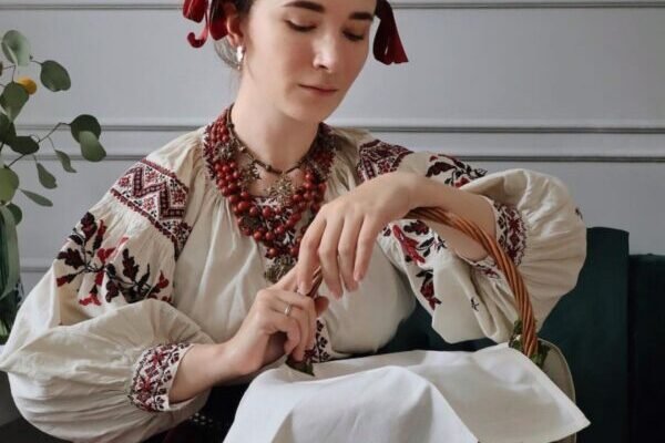 Вишиванка: цікаві факти та історія української національної скарбниці Вишиванка: цікаві факти та історія української національної скарбниці