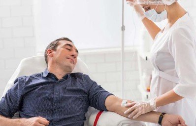 Крапельниця від похмілля - Лікування алкогольної інтоксикації - 12 ...