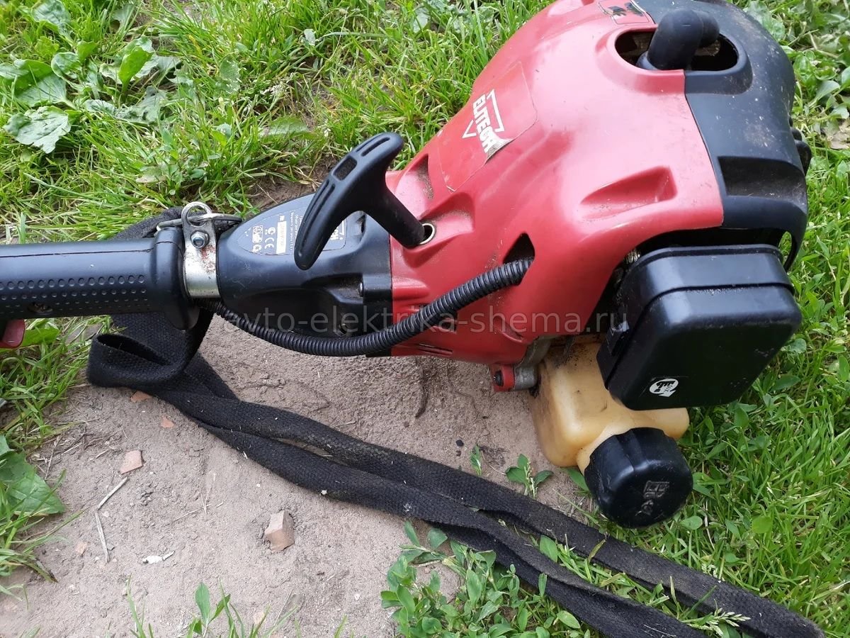 Инструкция и правила работы с бензокосой