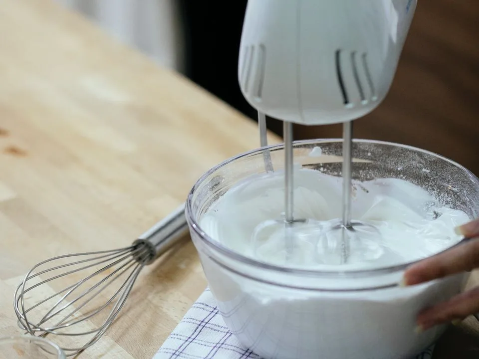 Як збити вершки: покроковий гід для ідеального результату