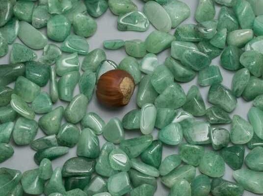 Зелений авантюрин: магічні властивості та їх вплив на життя людини