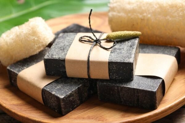 Дігтярне мило: від яких проблем шкіри воно ефективно захищає