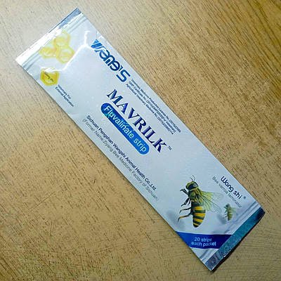 Ефективні пластини від кліща для бджіл: Надійний захист вашої пасіки Ефективні пластини від кліща для бджіл: Надійний захист вашої пасіки