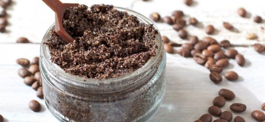 Ефективний скраб від целюліту: як зробити шкіру гладкою і пружною