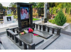 Ексклюзивні пам’ятники від виробника у Коростишеві: якість та стиль