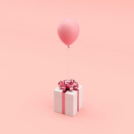 Підбірка що подарувати дівчині на день народження: Найкращі ідеї ...