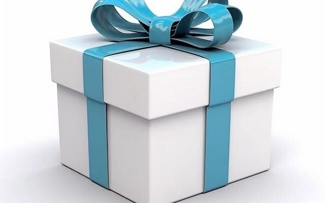 Ідеї для подарунка куму на день народження: оберіть найкращий варіант