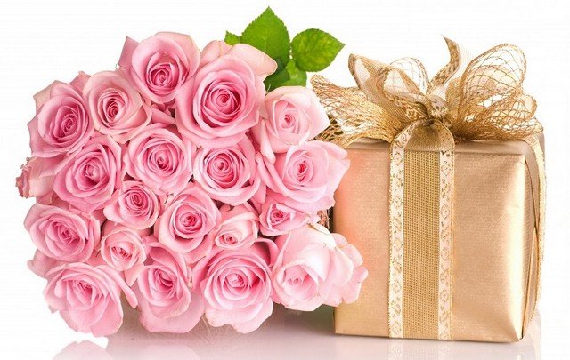 150+ ідей, що подарувати жінці на День народження - Topchuk